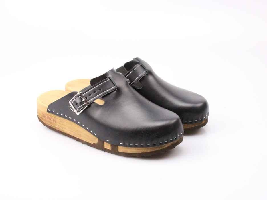 Bewegliche Clogs mit Keilsohle in Leder