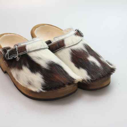 https://holzschuhe.at/de/shop/kategorie/holzschuhe-in-fell