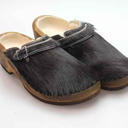 https://holzschuhe.at/de/shop/kategorie/holzschuhe-in-fell