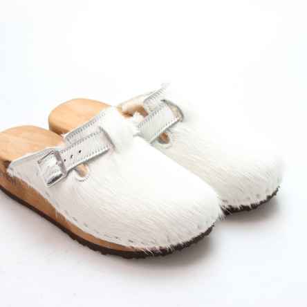 https://holzschuhe.at/en/shop/category/clogs-with-fur