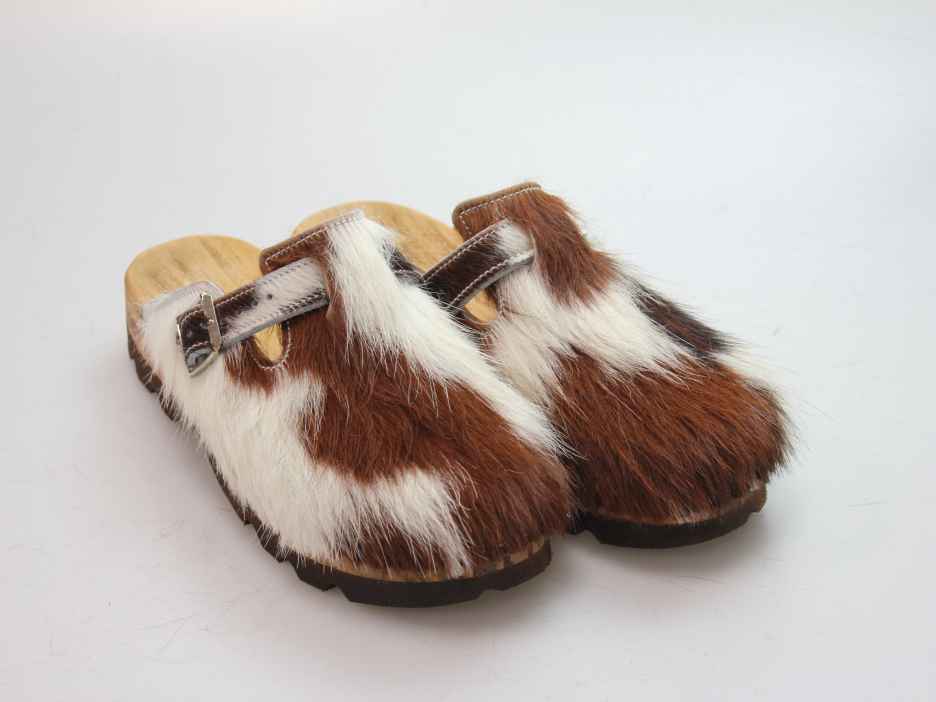 Bewegliche Clogs für Herren in Fell