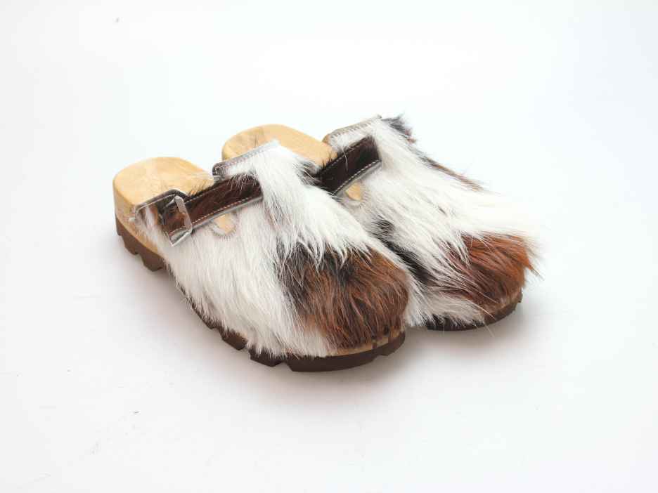 Bewegliche Clogs für Herren in Fell