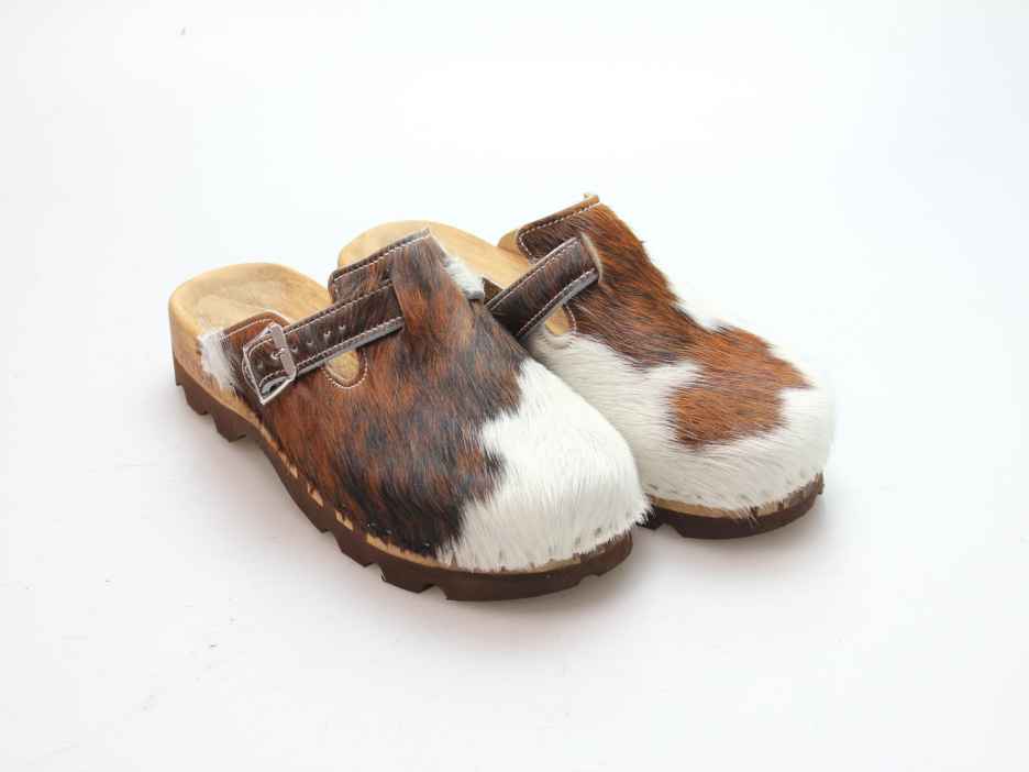 Bewegliche Clogs für Herren in Fell