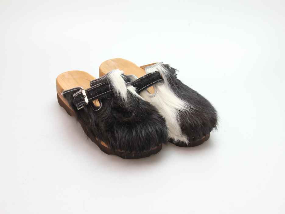 Bewegliche Clogs für Herren in Fell