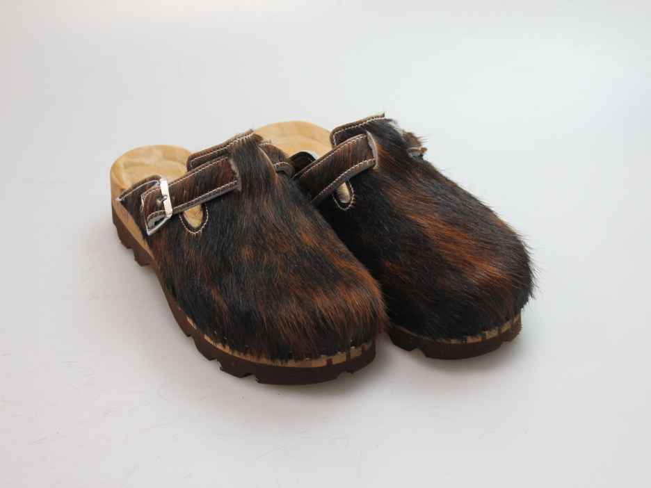 Bewegliche Clogs für Herren in Fell gefüttert