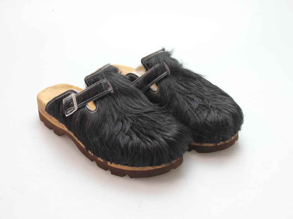 Bewegliche Clogs für Herren in Fell gefüttert