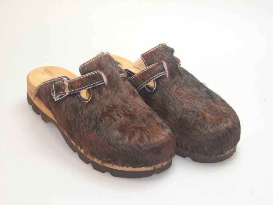 Bewegliche Clogs für Herren in Fell gefüttert
