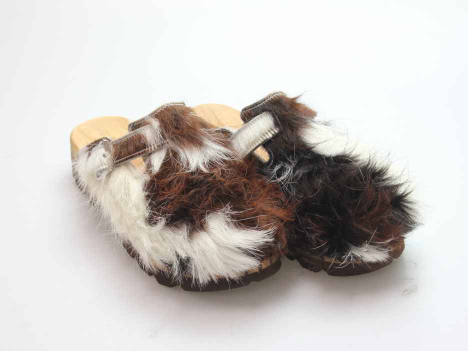 Bewegliche Clogs für Herren in Fell gefüttert