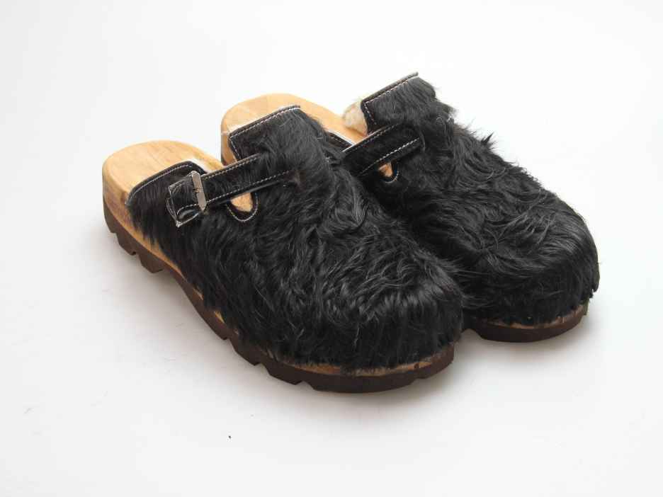 Bewegliche Clogs für Herren in Fell gefüttert