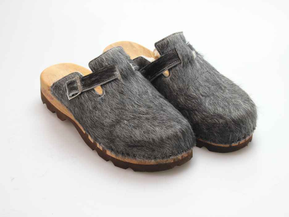 Bewegliche Clogs für Herren in Fell gefüttert