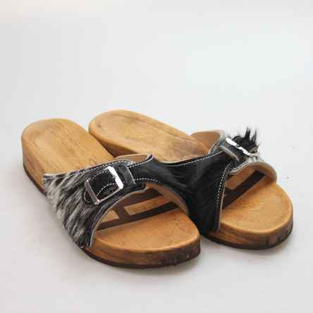 https://holzschuhe.at/de/shop/kategorie/sandalen