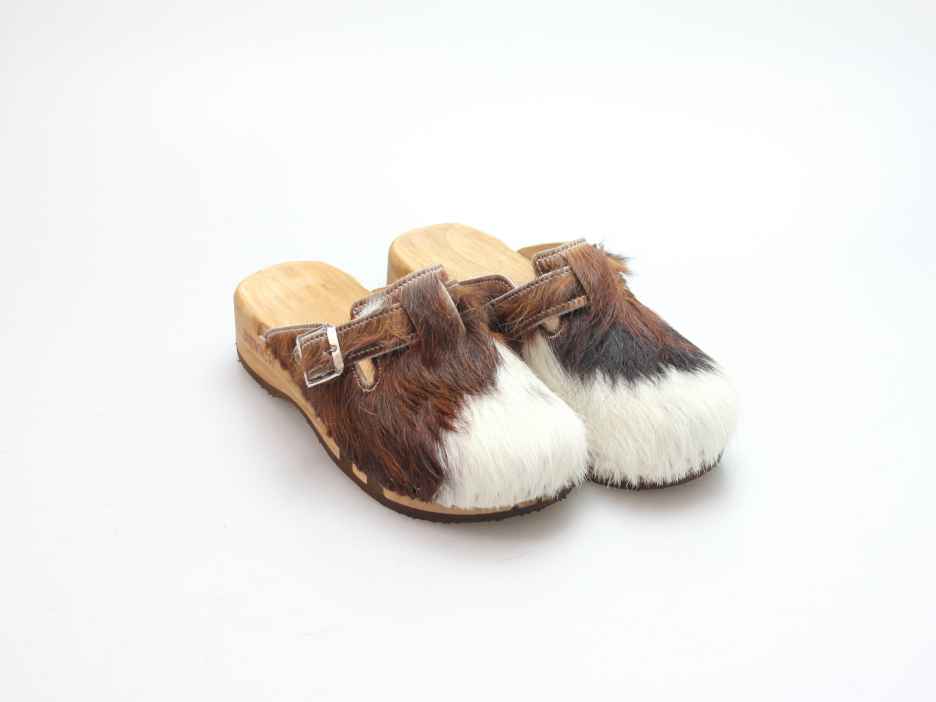 Bewegliche Clogs für Damen in Fell