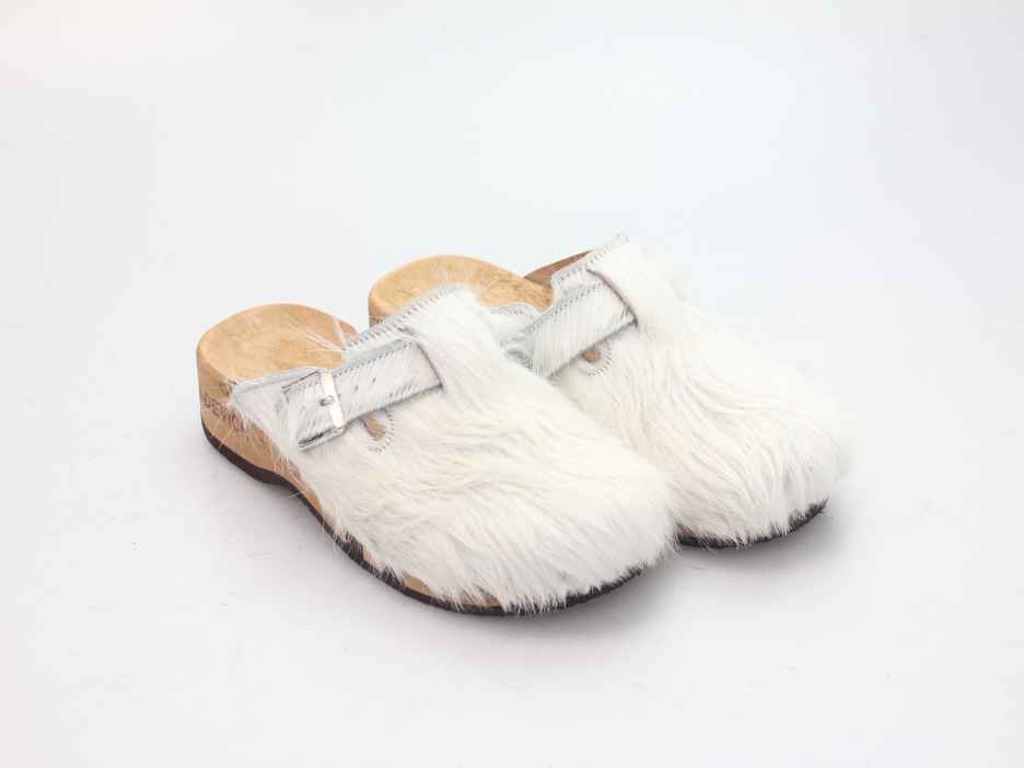 Bewegliche Clogs für Damen in Fell