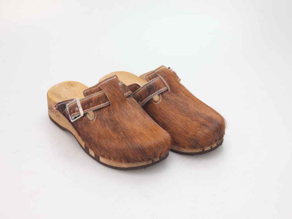 Bewegliche Clogs für Damen in Fell
