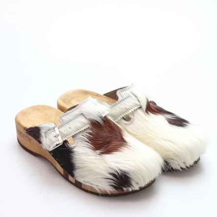 https://holzschuhe.at/de/shop/kategorie/clogs-in-fell