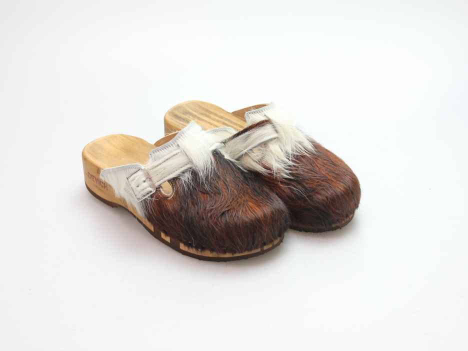 Bewegliche Clogs für Damen in Fell