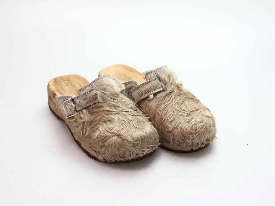 Bewegliche Fellclogs für Damen gefüttert