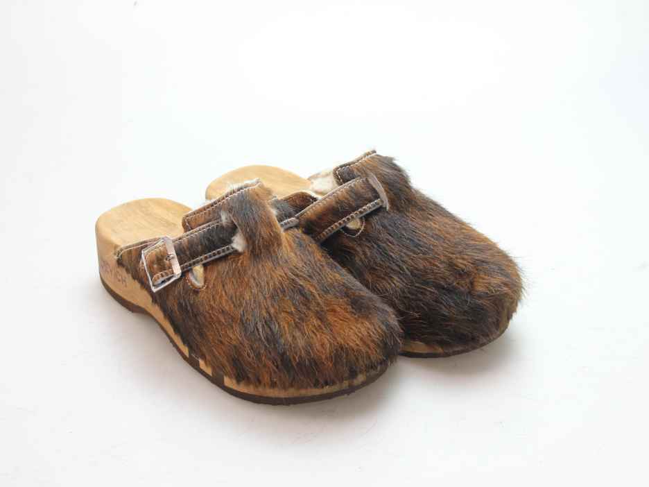 Bewegliche Fellclogs für Damen gefüttert