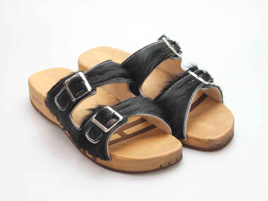 Bewegliche Sandale mit 2 Riemen in Fell