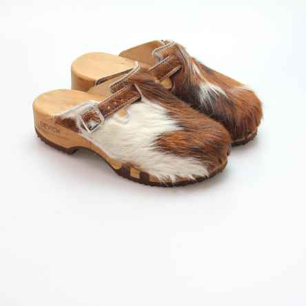 https://holzschuhe.at/de/shop/kategorie/clogs-in-fell