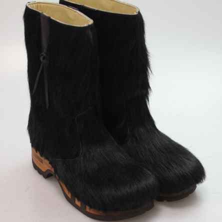 https://holzschuhe.at/de/shop/kategorie/stiefel