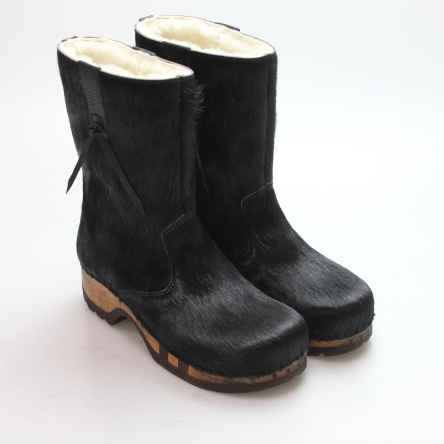 https://holzschuhe.at/de/shop/kategorie/stiefel