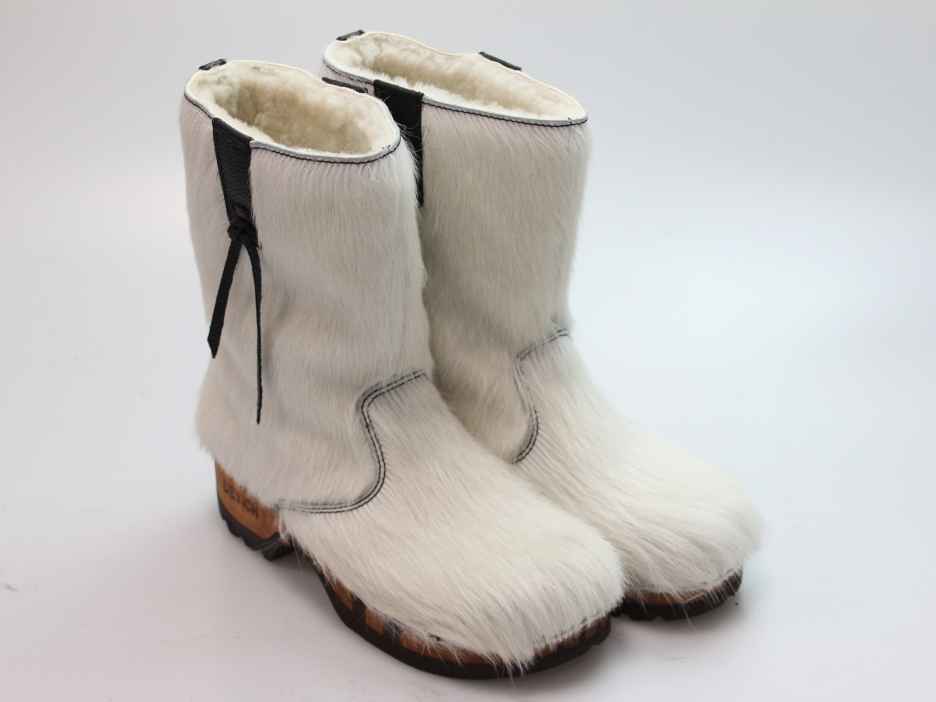 Schlüpfstiefel gefüttert