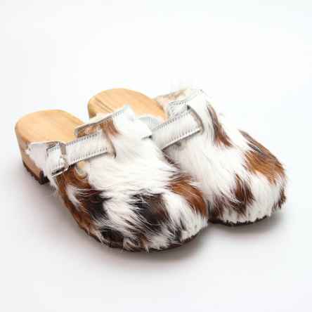 https://holzschuhe.at/de/shop/kategorie/clogs-in-fell