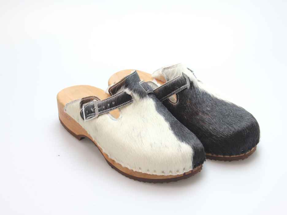 Clogs mit Absatz in Fell gefüttert